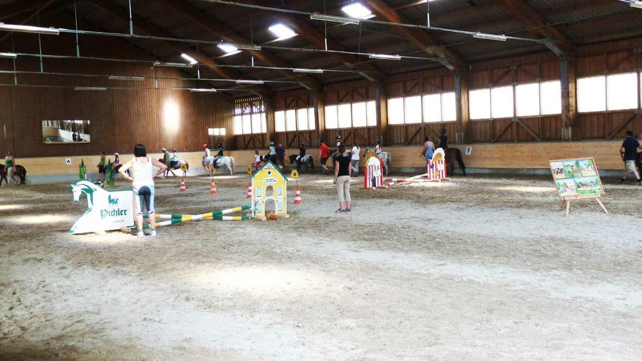 Gasthof Reiterhof Pichler Geboltskirchen Екстериор снимка